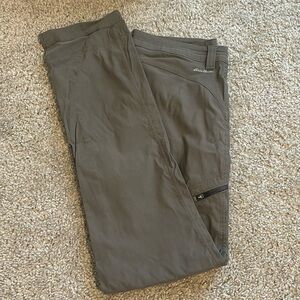 Eddie Bauer Women’s Rainier Pants Size 10